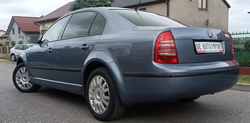 Skoda Superb cena 16900 przebieg: 163000, rok produkcji 2005 z Kalisz Pomorski małe 326